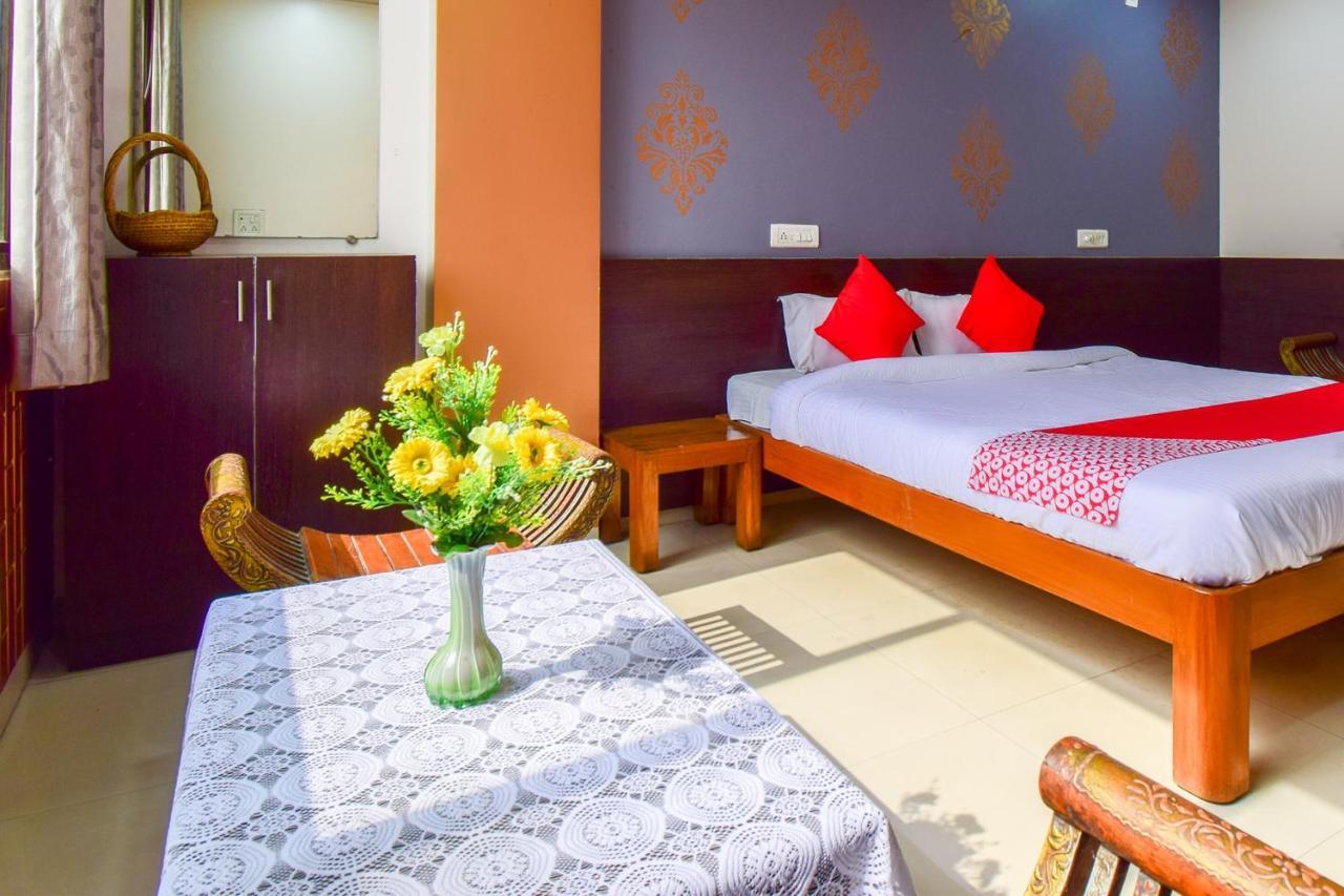 Oyo 67509 Hotel Tukson Narayangaon Exterior photo